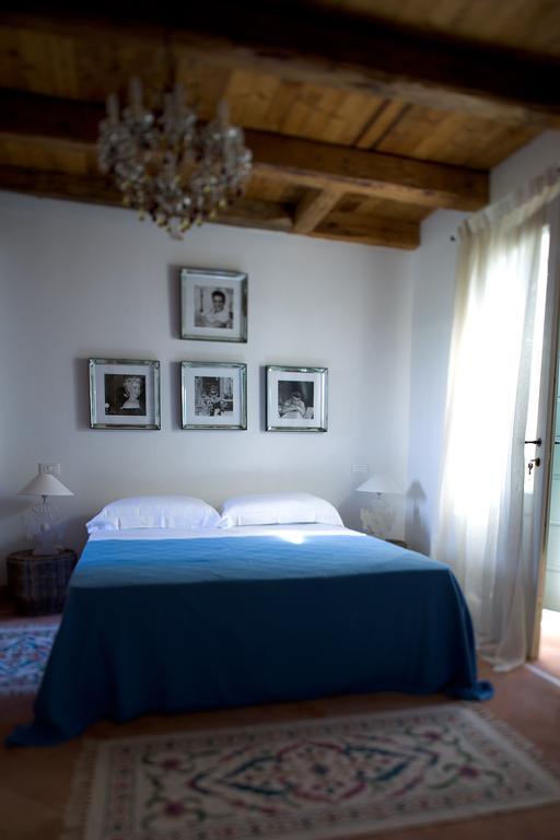 Borgo Dei Conti Della Torre Guest House Morsano al Tagliamento Phòng bức ảnh