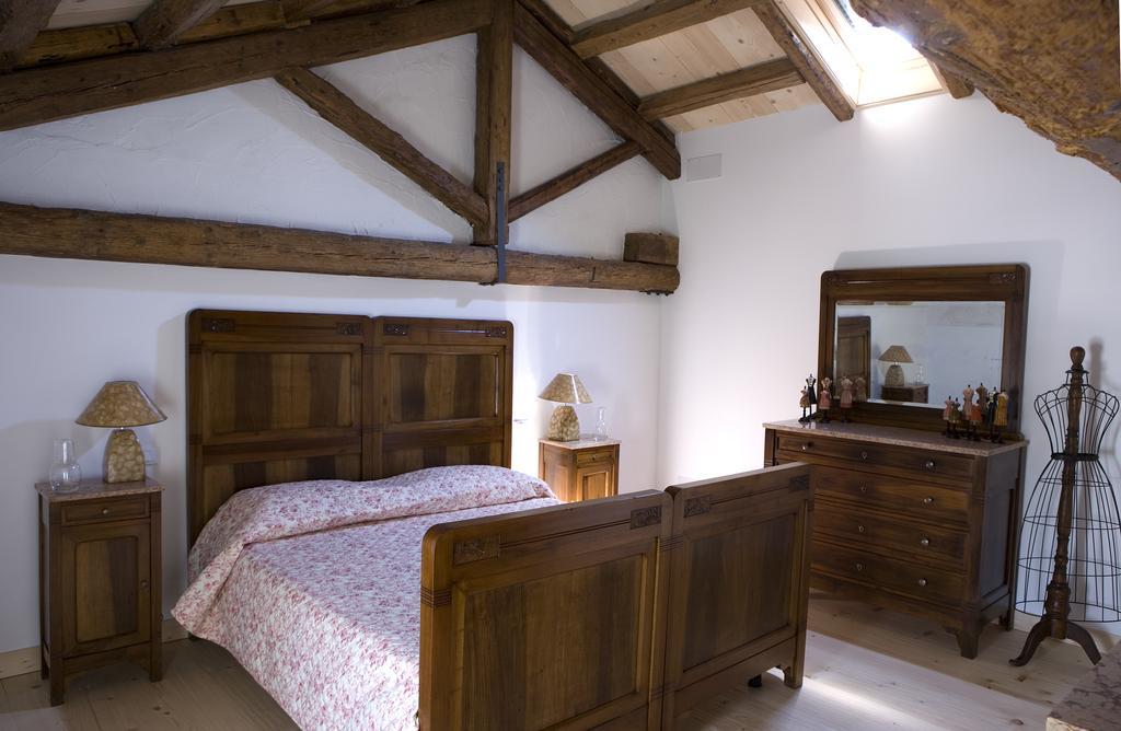Borgo Dei Conti Della Torre Guest House Morsano al Tagliamento Phòng bức ảnh